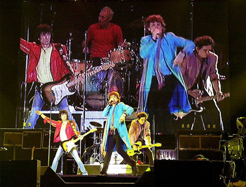 “The Rolling Stones” баримтат кино хийнэ